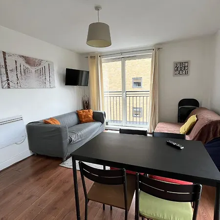 Bai Amazing 5 Sleeper Flat In London Zone 2 Apartment